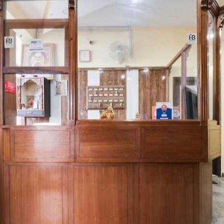 Hotel O Jas Inn Near Star Mall Гургаон Экстерьер фото